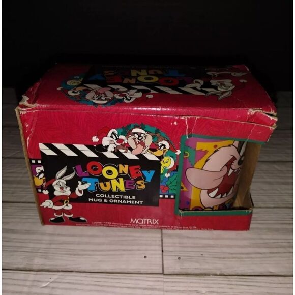 Vintage 1996 Looney Tunes Taz Coffee Tea Mug & Christmas Ornament Collectible - Picture 2 of 7